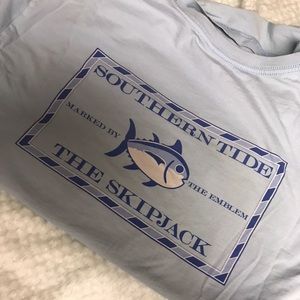 Light blue SOUTHERN TIDE short sleeve t-shirt ~ L